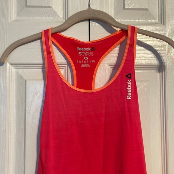 NWOT Reebok racerback tank in pink and orange size XS - Picture 2 of 7